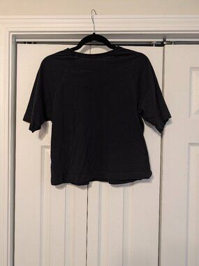 Everlane Boxy Crew Tee Black Relaxed Short Sleeve Minimalist